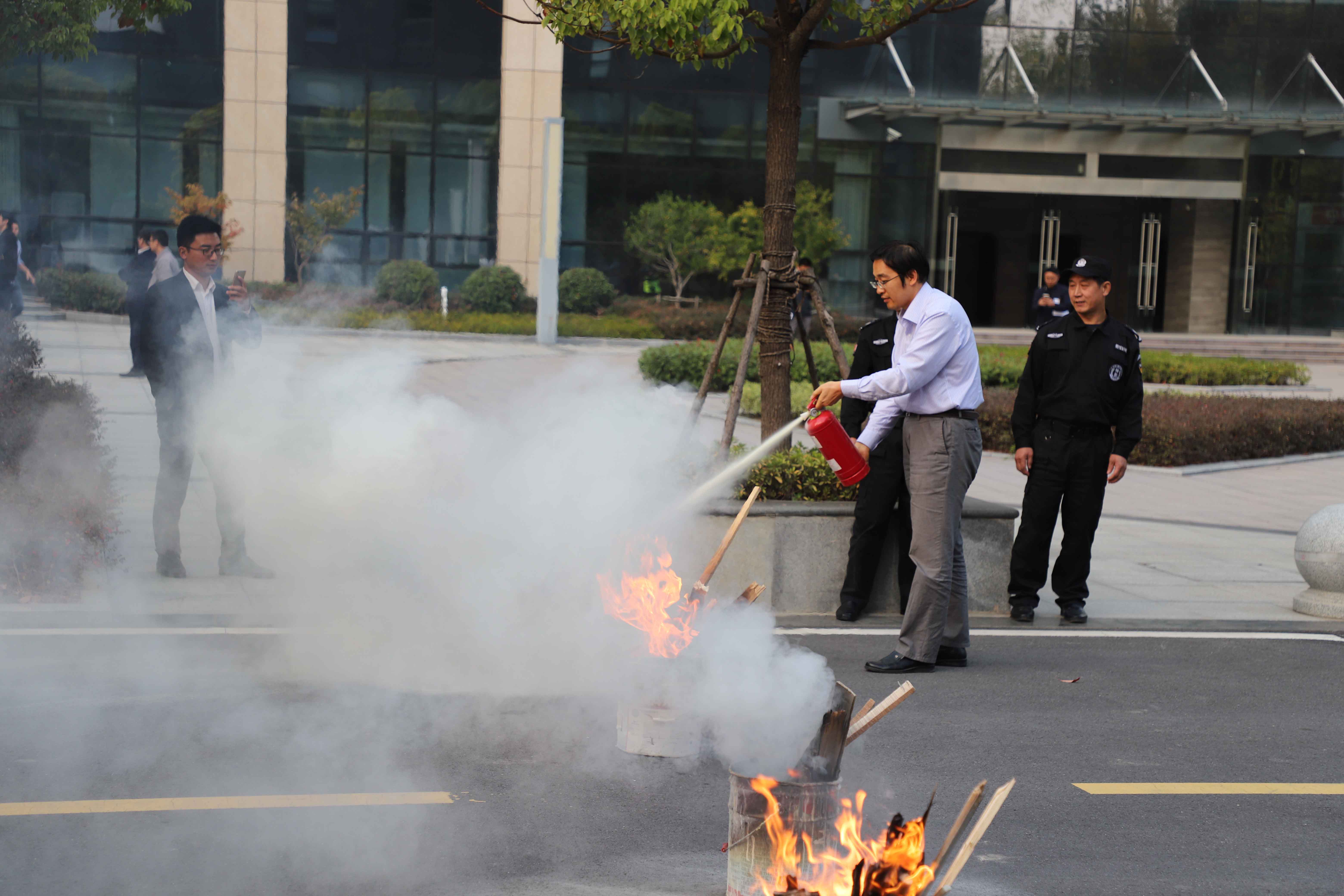 尊龙新版人生就是博!(中国)官方网站