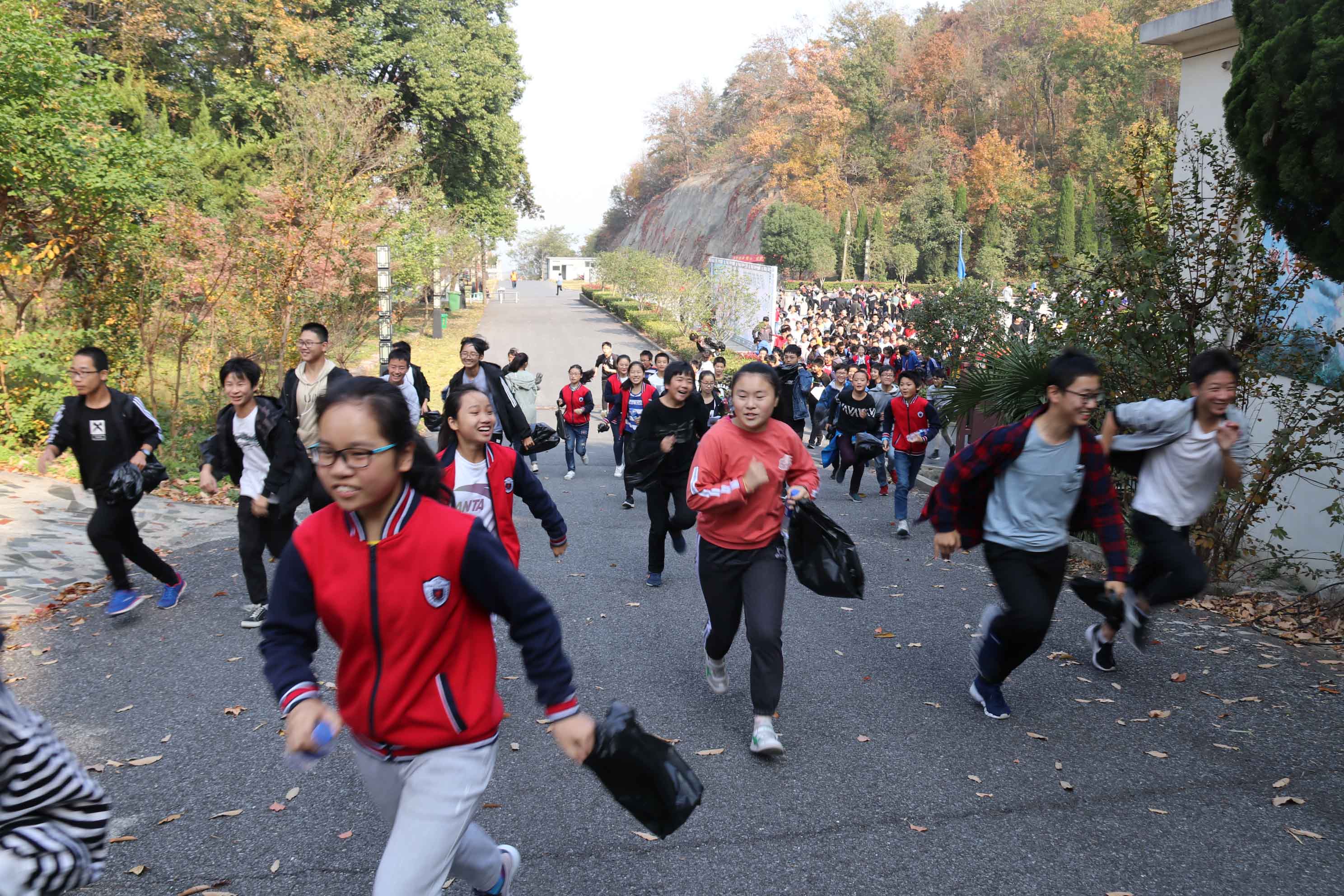 尊龙新版人生就是博!(中国)官方网站